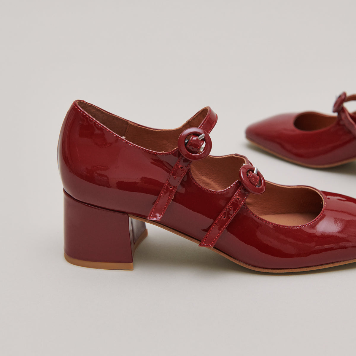 #color_rouge foncé