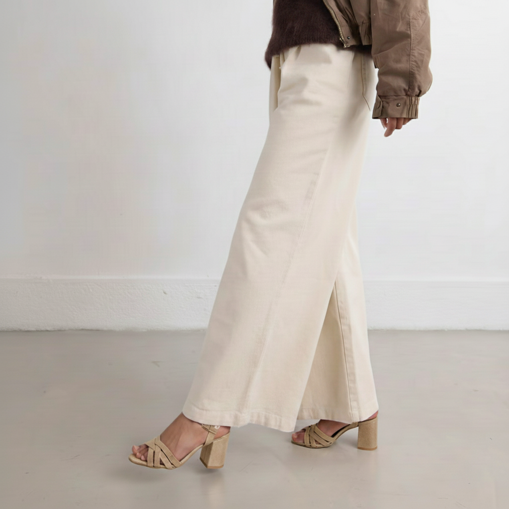Open-toed sandals