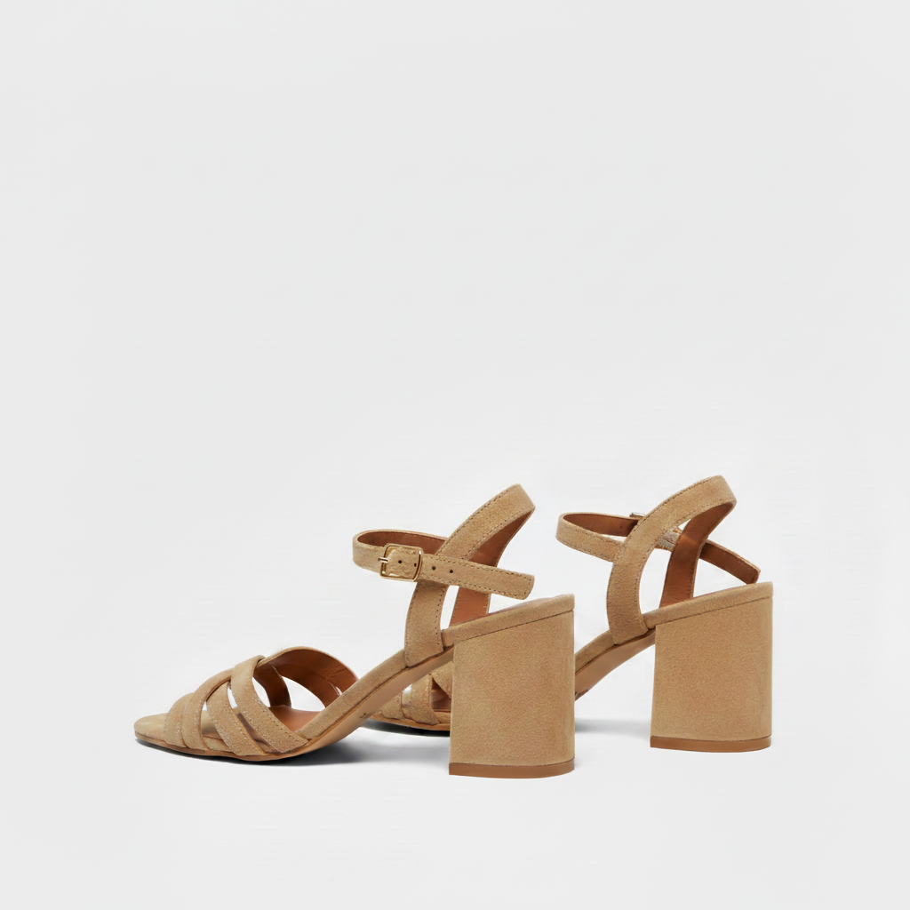 Open-toed sandals
